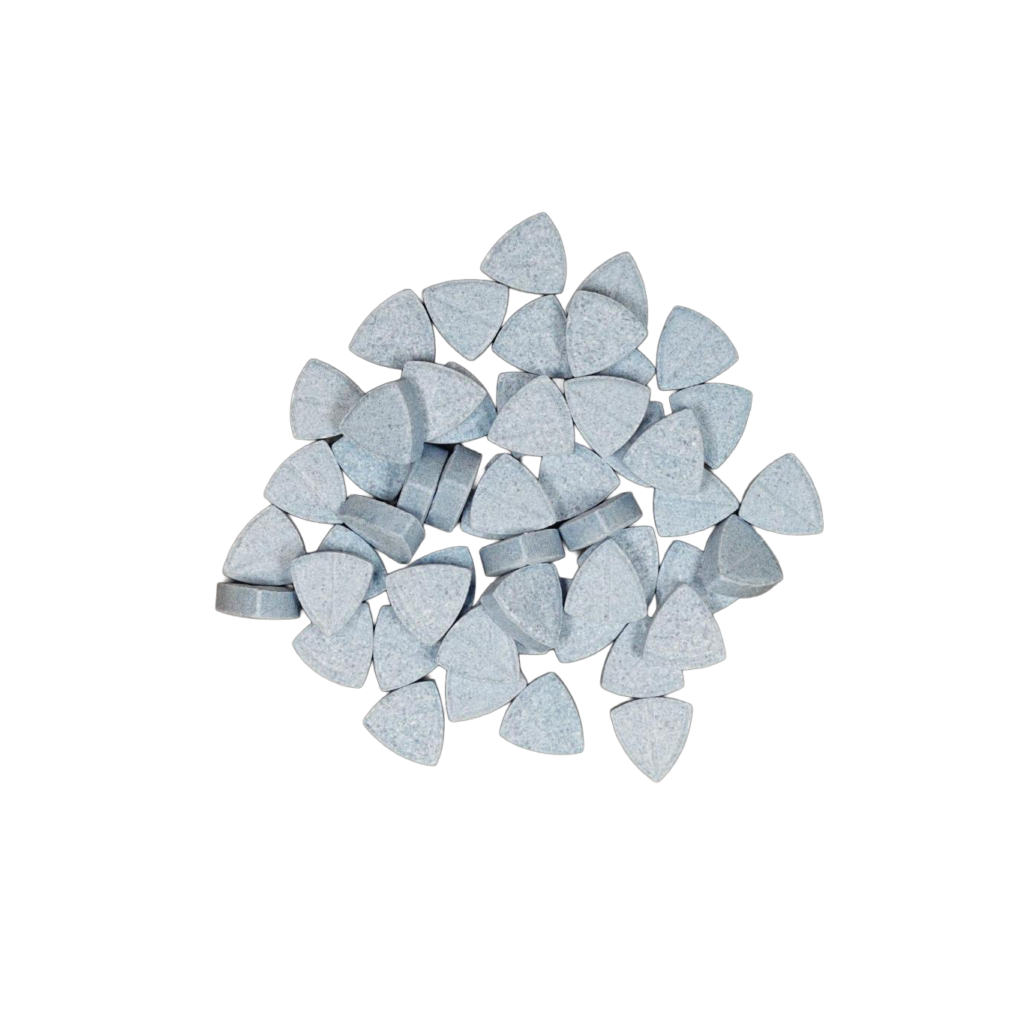 Blue Tesla: MDMA (200mg), Speed (50mg)